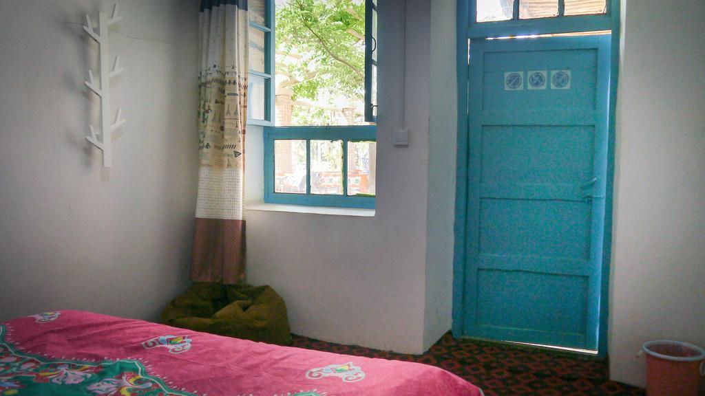 Dap Youth Hostel Turpan Exteriör bild